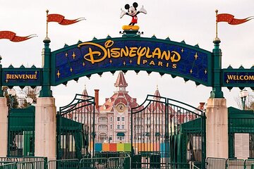 Private Transfer between Disneyland and Roissy CDG Airport