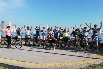 City tour by bike, free water bottle