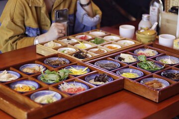 Wet Market +Vegan Rice Noodle Restaurant Tour Plastic Free Vegan Food Tour