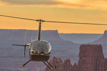 Backcountry Arches Helicopter Tour