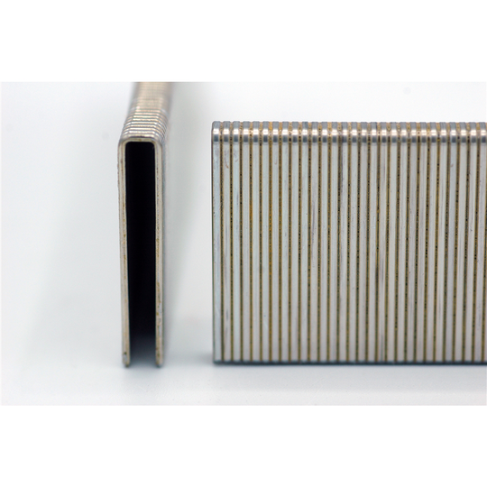 Crisp-Air 1-1/2-in Leg x 1/4-in x 1/4-in Narrow Crown 18-Gauge Collated Finish Staples 5000/pk