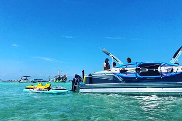 Private Pontoon Charter with Female Captain- Up to 6 passengers