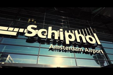 VIP Transfer from Schiphol to The Hague