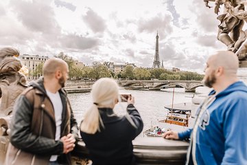 Paris Private Custom Tour with a Local Guide, Hidden Gems & Highlights