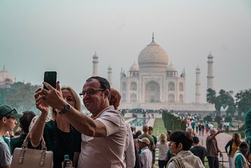 Same day guaranteed best price tour of agra with car and driver