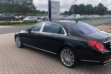 LXRY VIP Schiphol Airport Arrival Transfer to The Hague (any location)