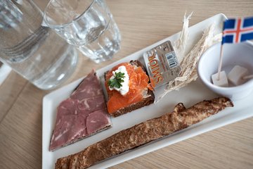 Funky Food & Beer Walk of Reykjavik