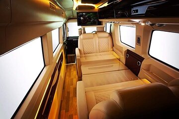 Book A Caravan in Indore
