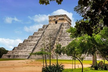 Chichen Itza & Maya Village Tour