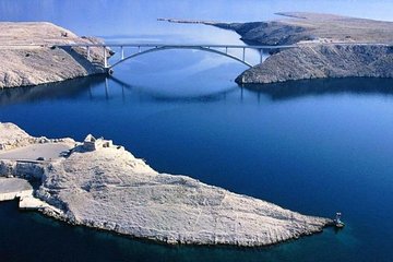 Private Transfer Services - Split Airport to Novalja, up to 8 passengers